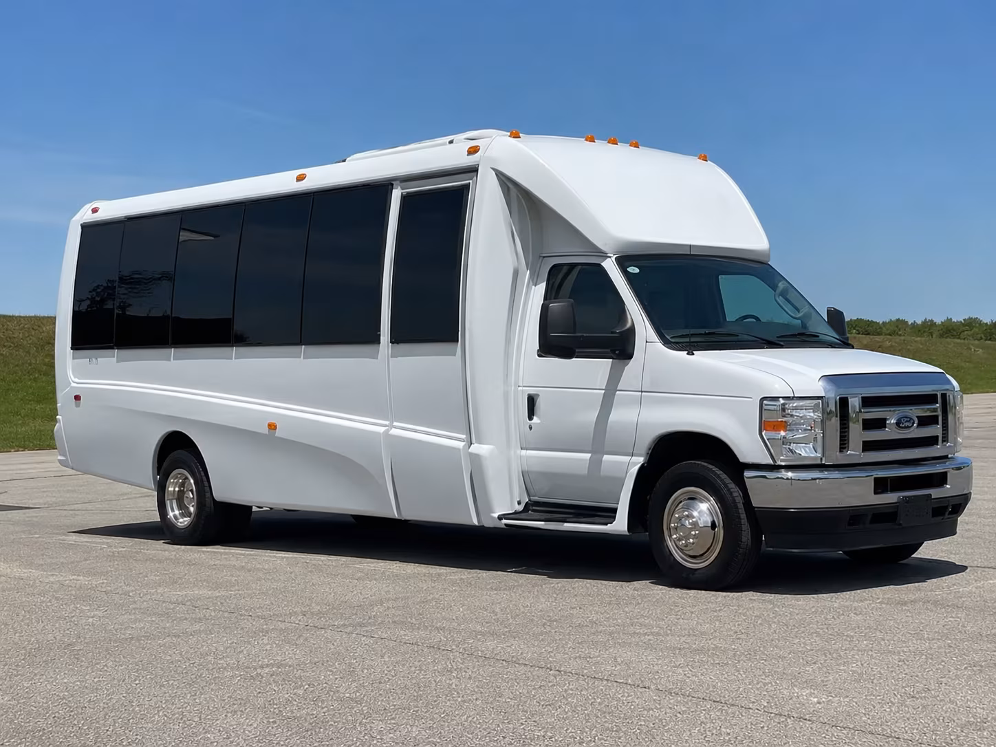 las cruces night on town party bus rental